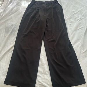 H&M pleated black trousers